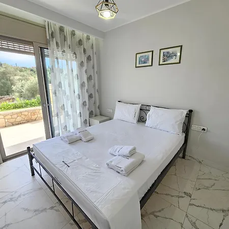 Grey Luxury House Apartament *