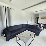 Lejlighed Grey Luxury House