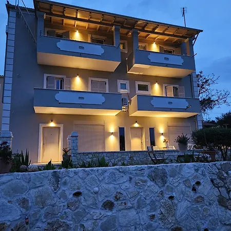 Grey Luxury House Ipsos