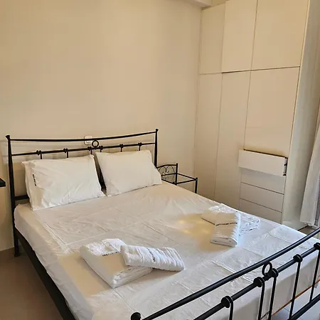 Апартаменты Grey Luxury House