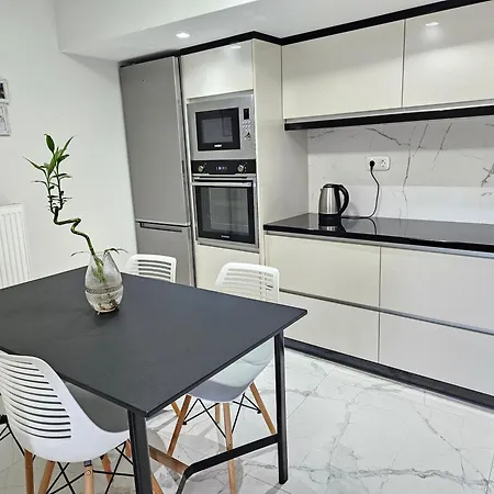 公寓 Grey Luxury House *